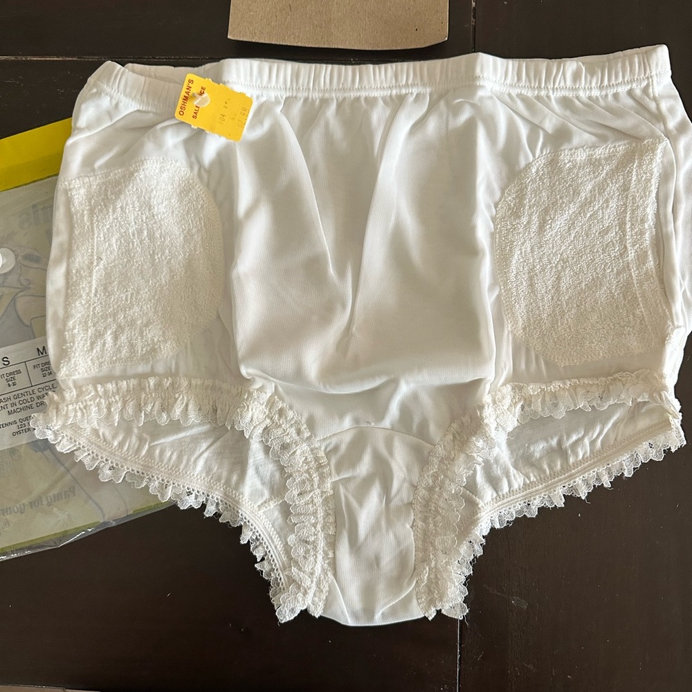 1970’s Tennis Panty - White - Large NWT - Picture 2 of 7